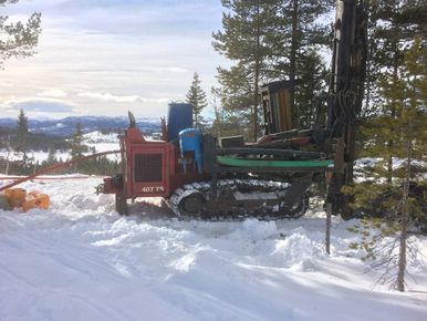 Boring av brønn i snø