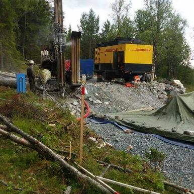 Brønnboring i skog